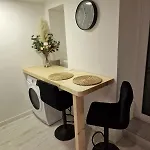 Daire Urban Chic Living - Old Town, Walk Everywhere Bratislava