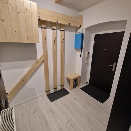 Urban Chic Living - Old Town, Walk Everywhere Apartment