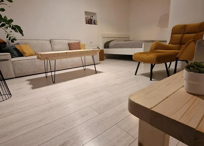 Apartmán Urban Chic Living - Old Town, Walk Everywhere Bratislava