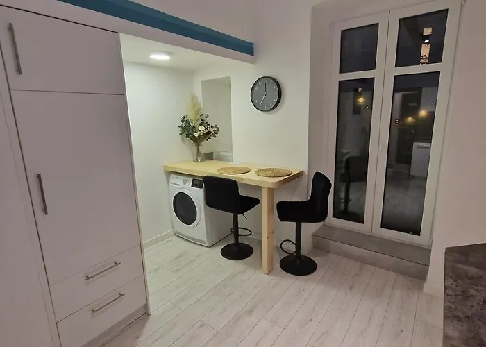 Urban Chic Living - Old Town, Walk Everywhere